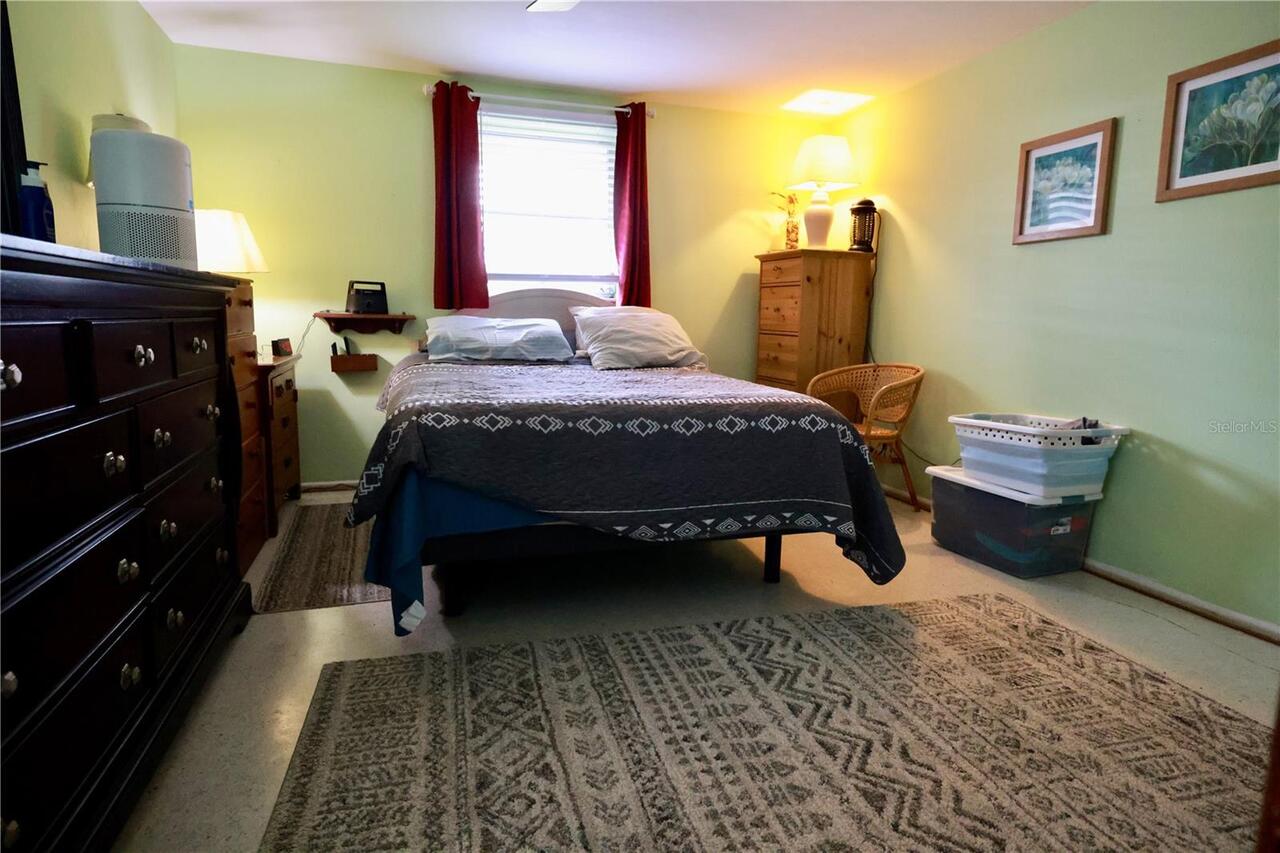 Listing Photo 17