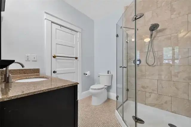 Listing Photo 19