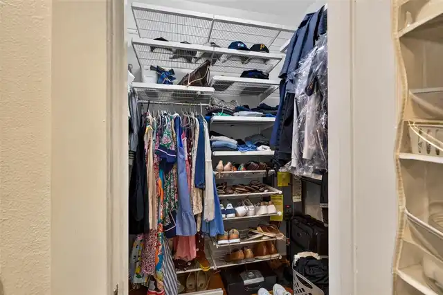 Listing Photo 22