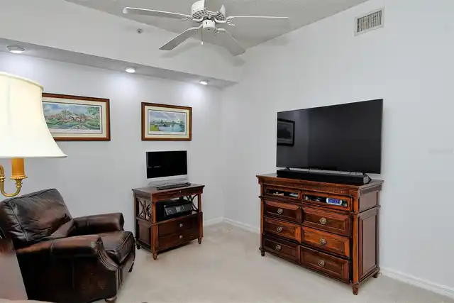 Listing Photo 34