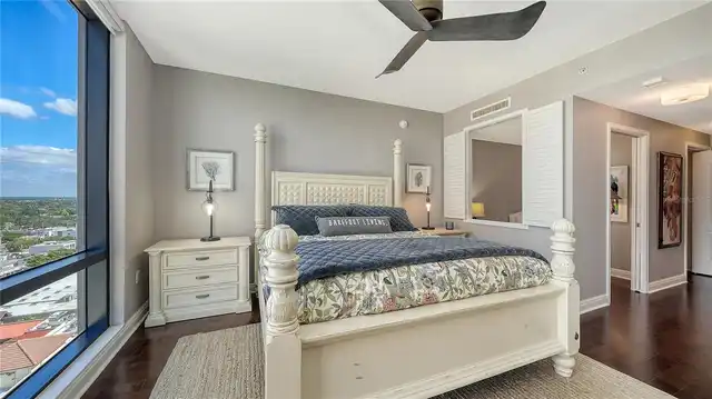 Listing Photo 21