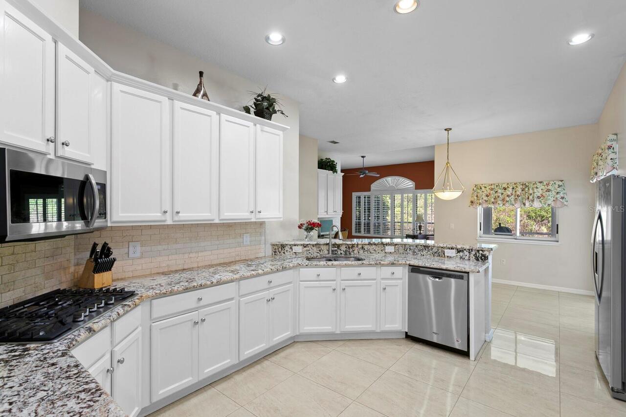 Listing Photo 10