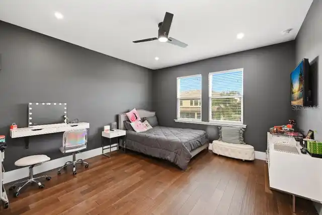 Listing Photo 25