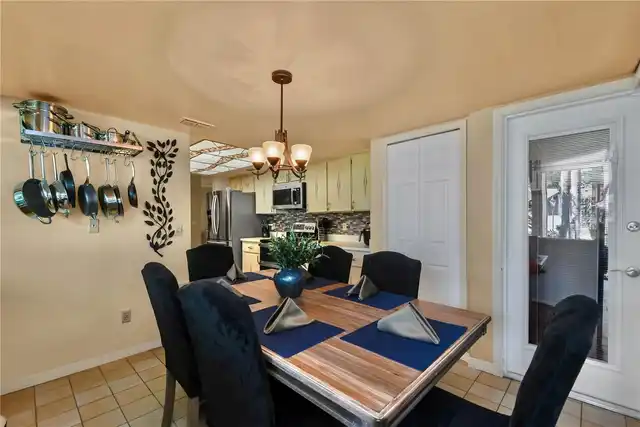 Listing Photo 7