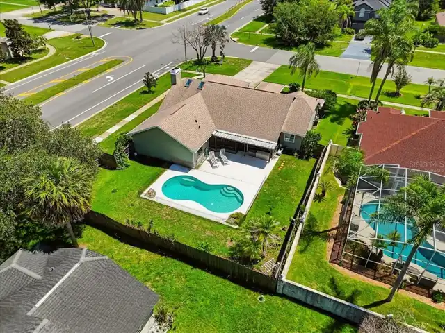 Listing Photo 8