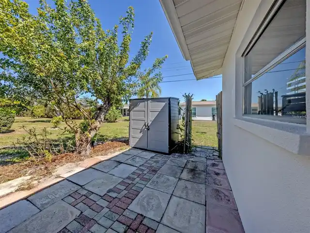 Listing Photo 32