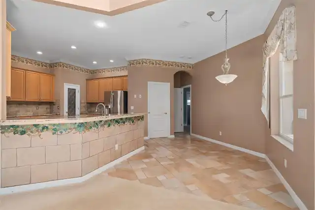 Listing Photo 16