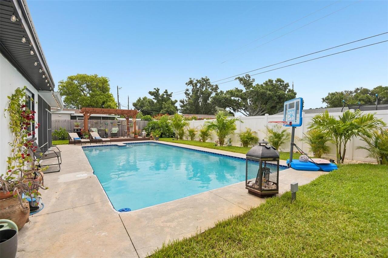 Listing Photo 32