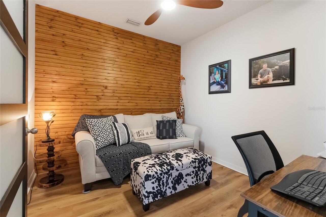 Listing Photo 16
