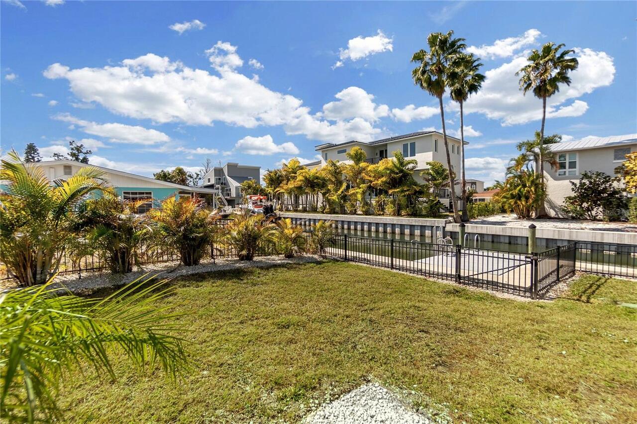Listing Photo 32