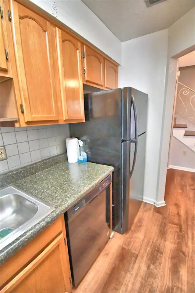 Listing Photo 11