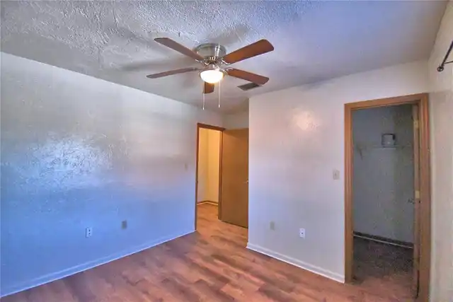 Listing Photo 17