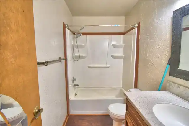 Listing Photo 20