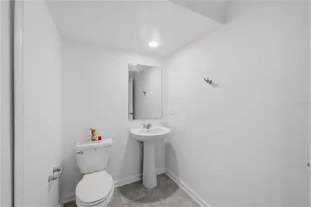 Listing Photo 12
