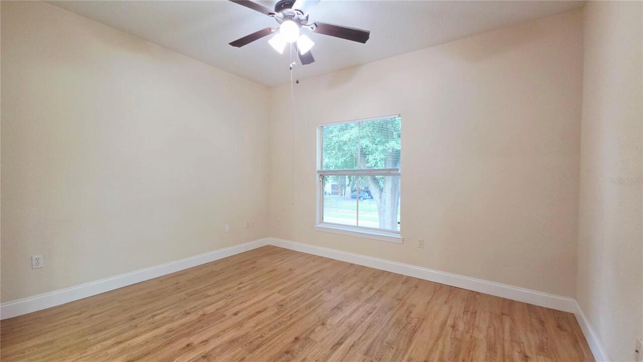 Listing Photo 24