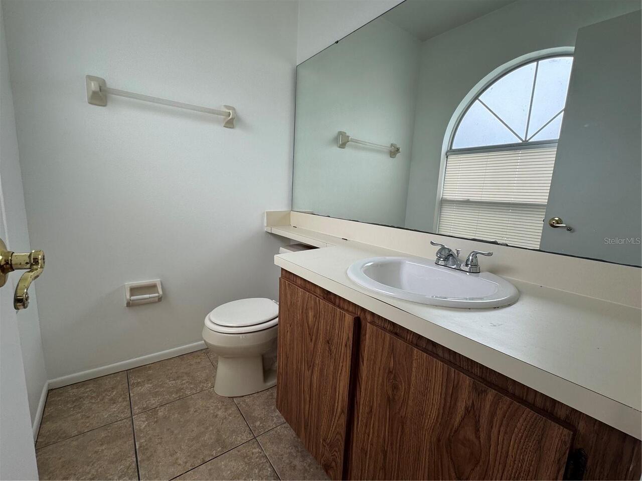 Listing Photo 8