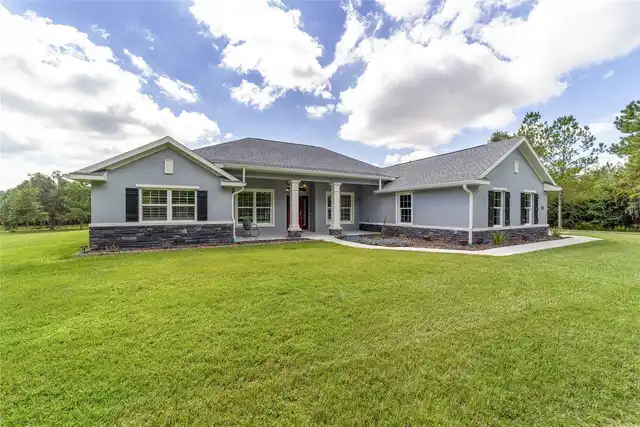 Listing Photo 16