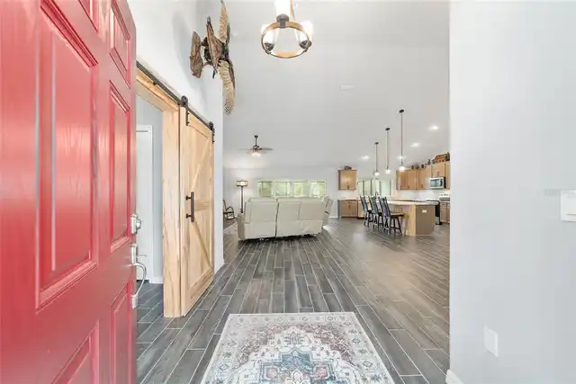 Listing Photo 19