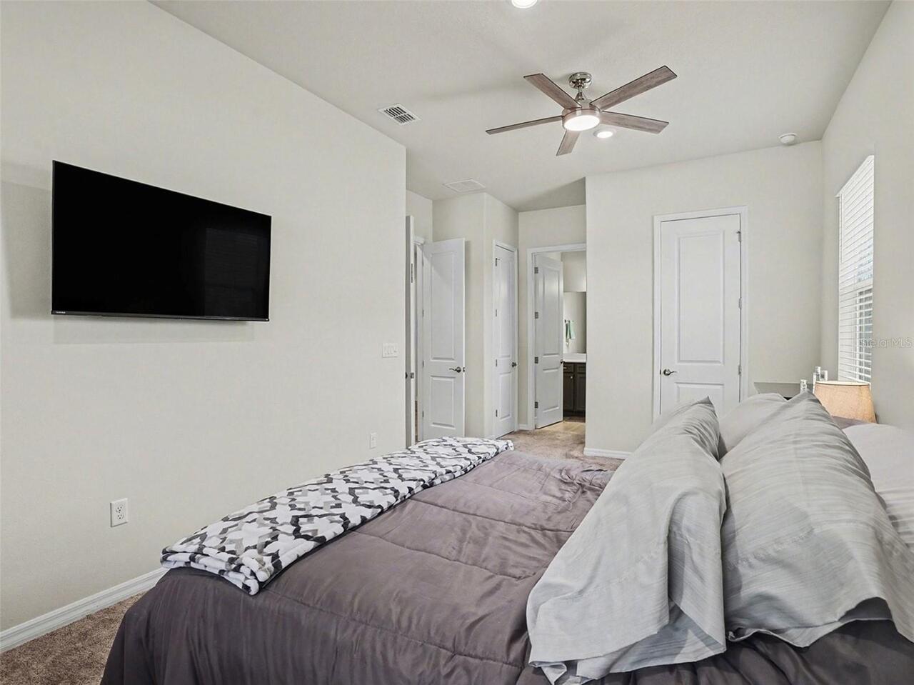 Listing Photo 33