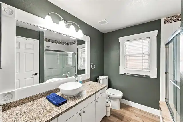 Listing Photo 23