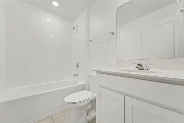 Listing Photo 15