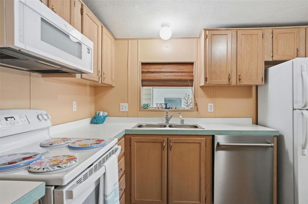 Listing Photo 6