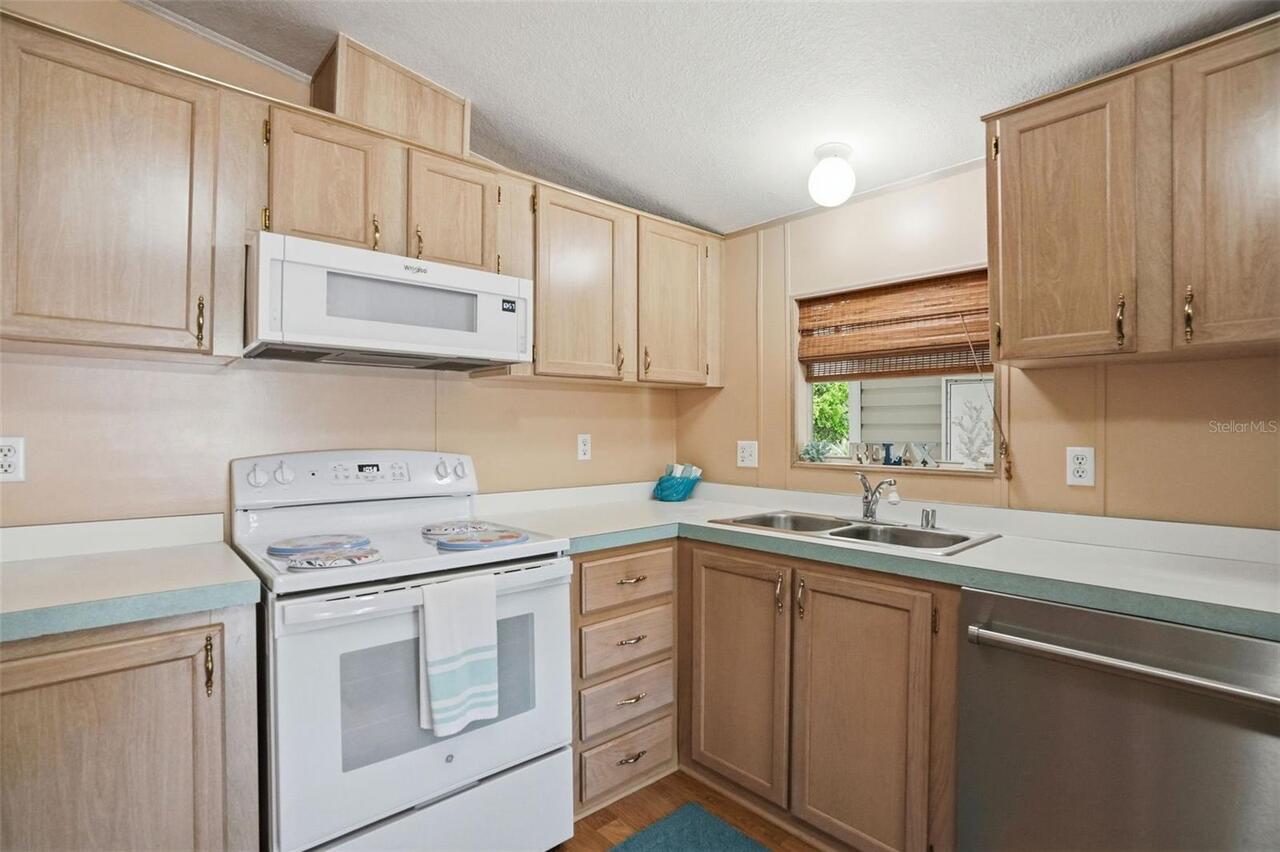 Listing Photo 7