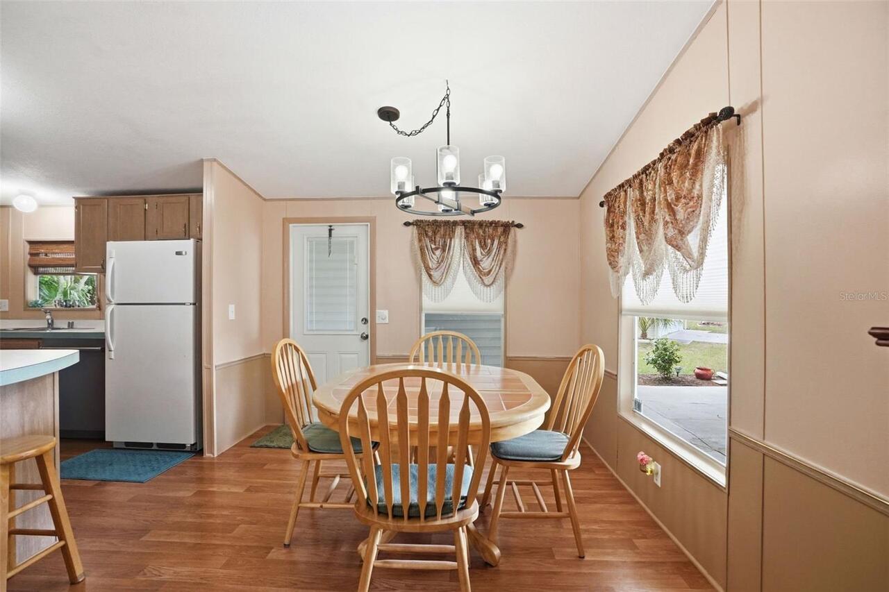 Listing Photo 10