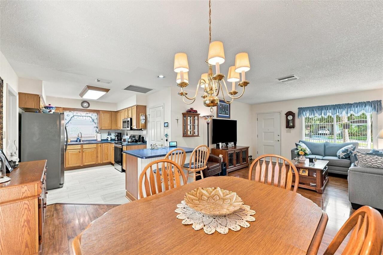 Listing Photo 9