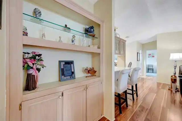 Listing Photo 18