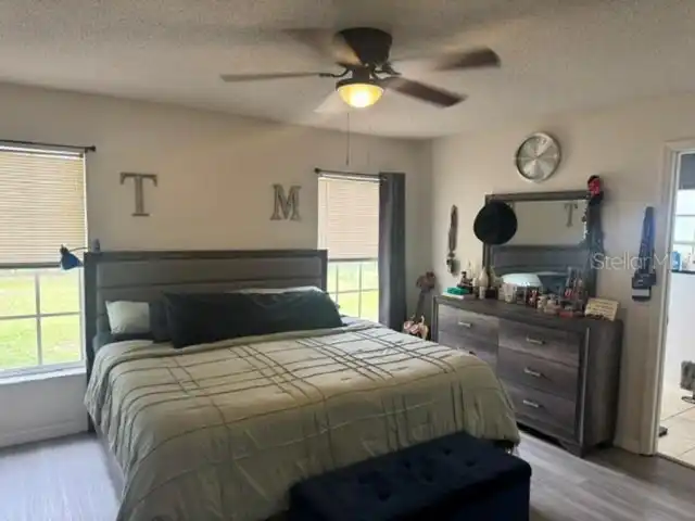 Listing Photo 11
