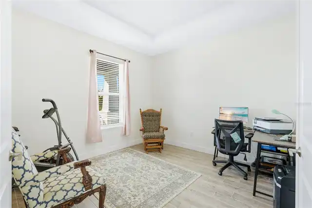 Listing Photo 18