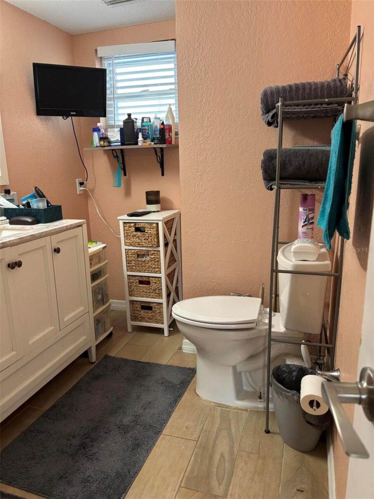 Listing Photo 11