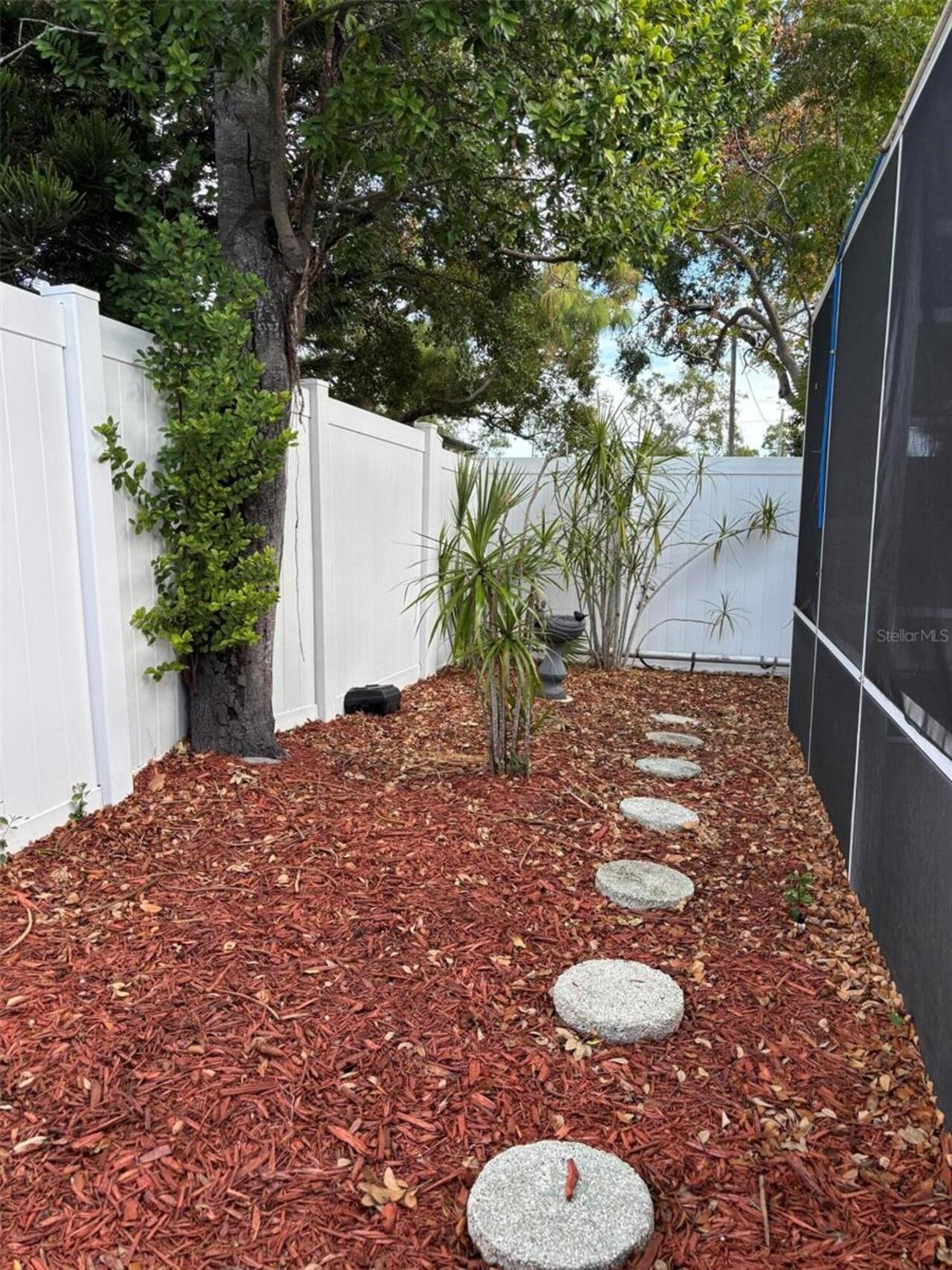 Listing Photo 18