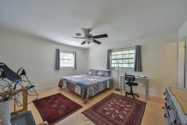 Listing Photo 17