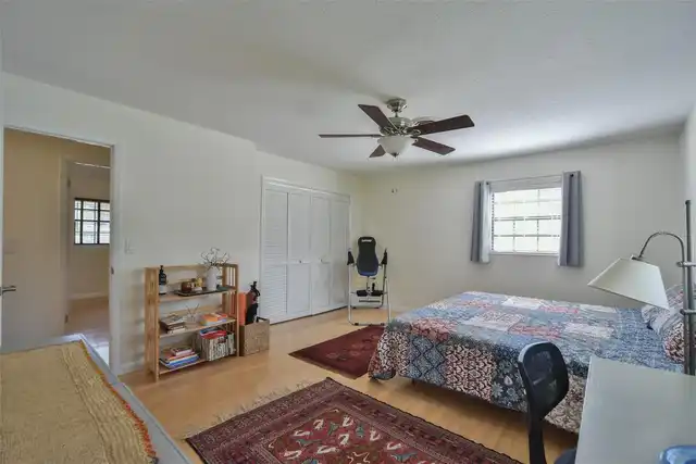 Listing Photo 18