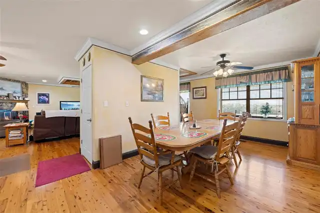 Listing Photo 21