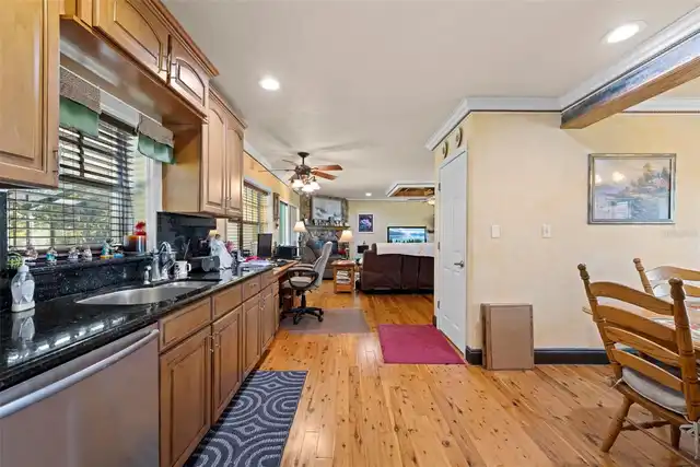 Listing Photo 22