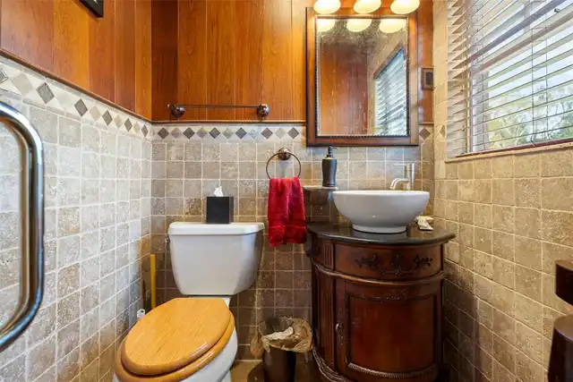 Listing Photo 25