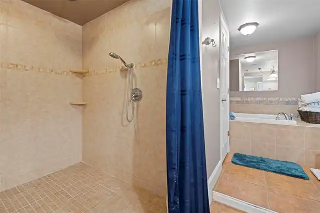 Listing Photo 37