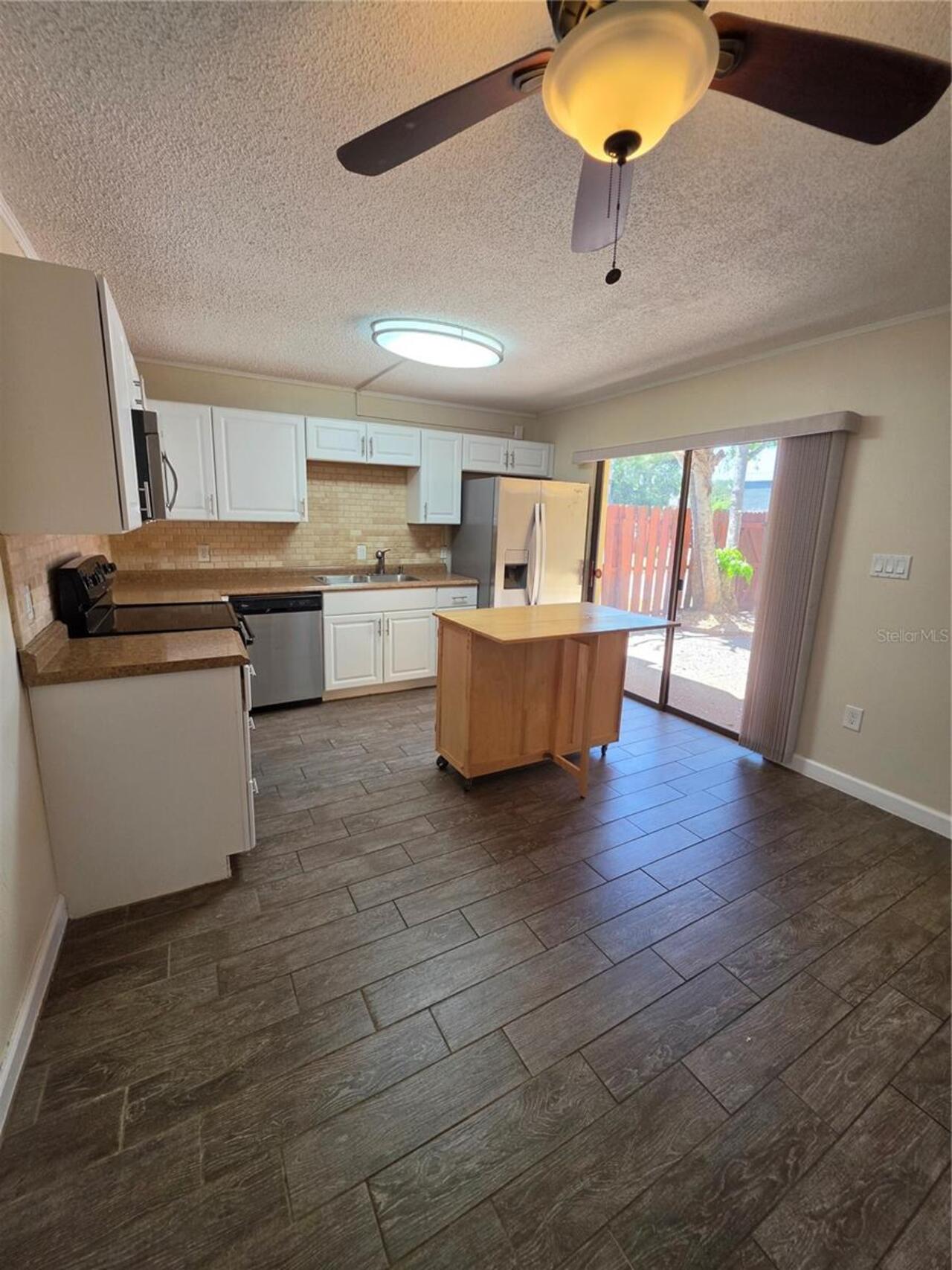 Listing Photo 5