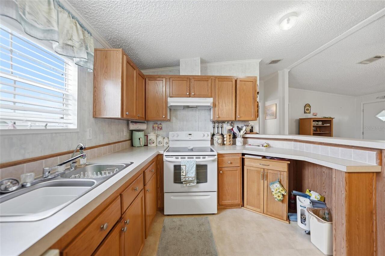 Listing Photo 8