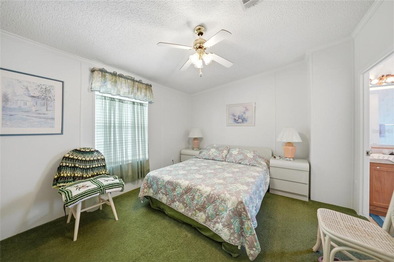 Listing Photo 10