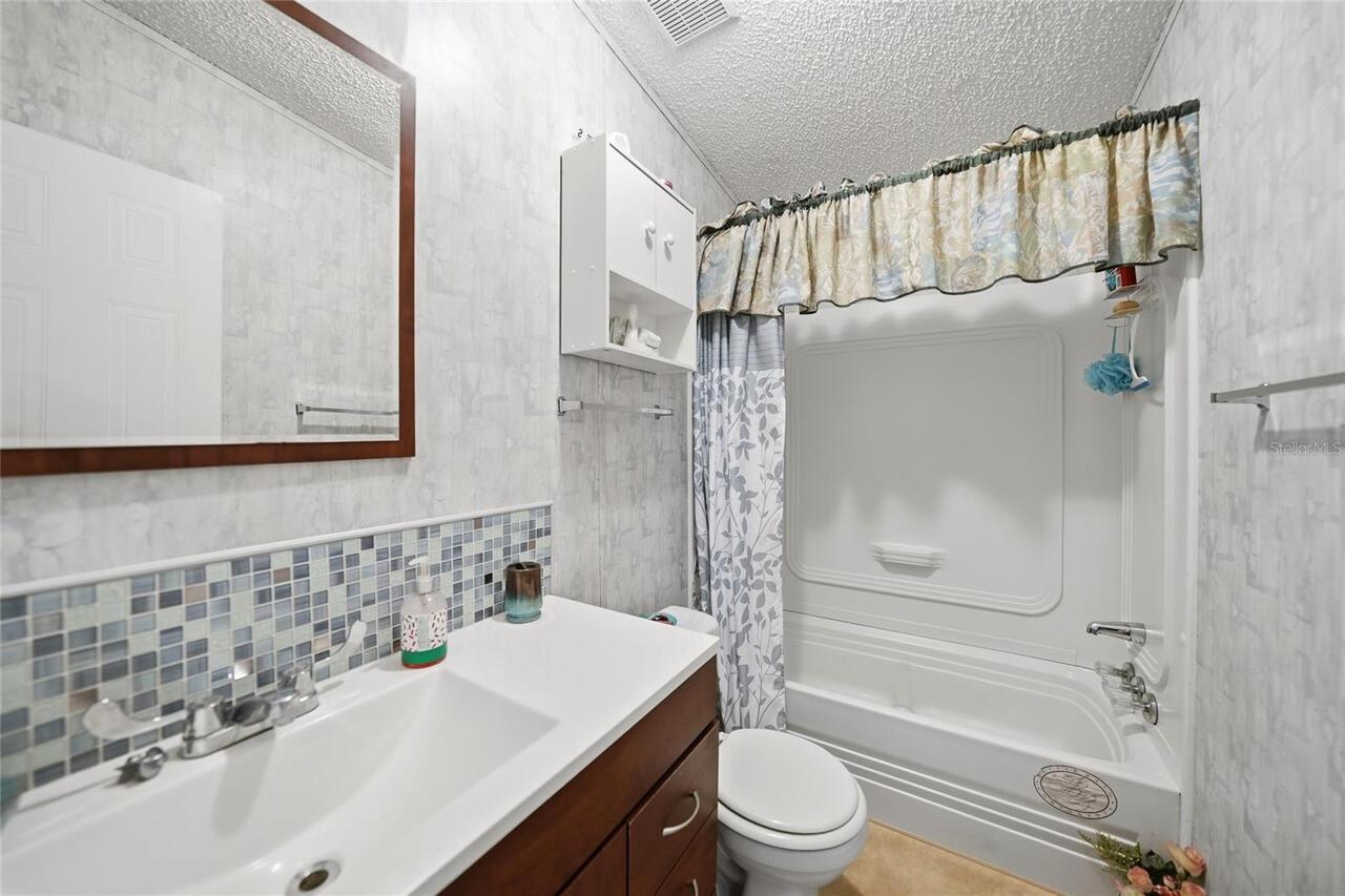 Listing Photo 16