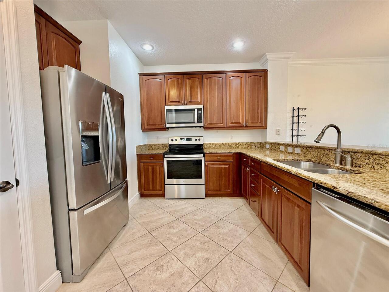Listing Photo 9
