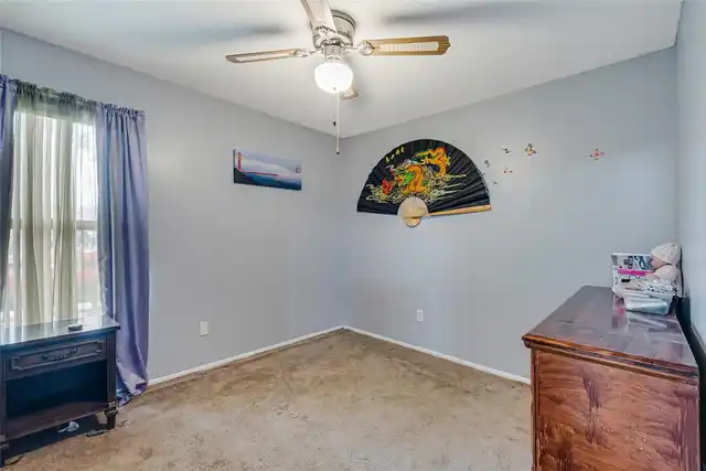 Listing Photo 14