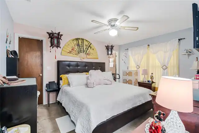 Listing Photo 25