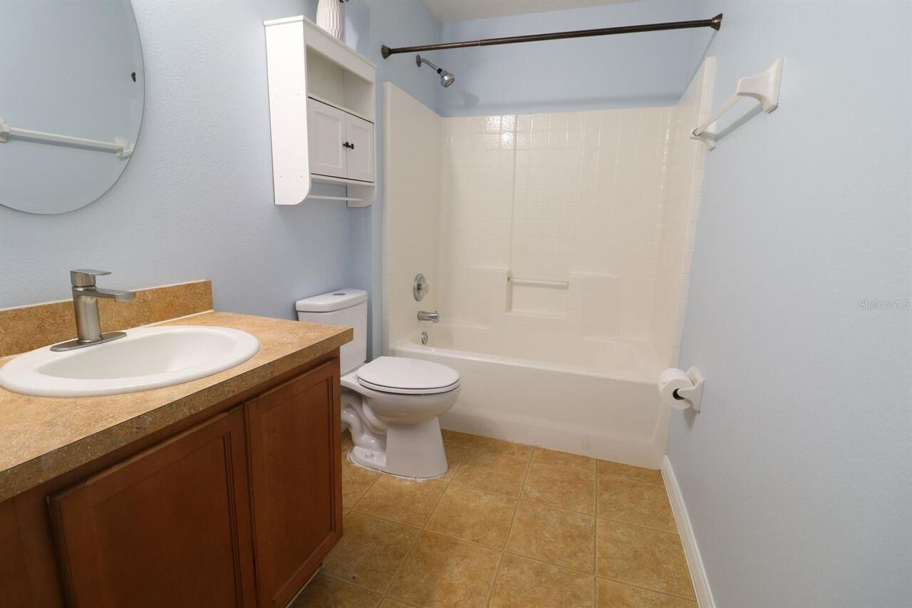 Listing Photo 9