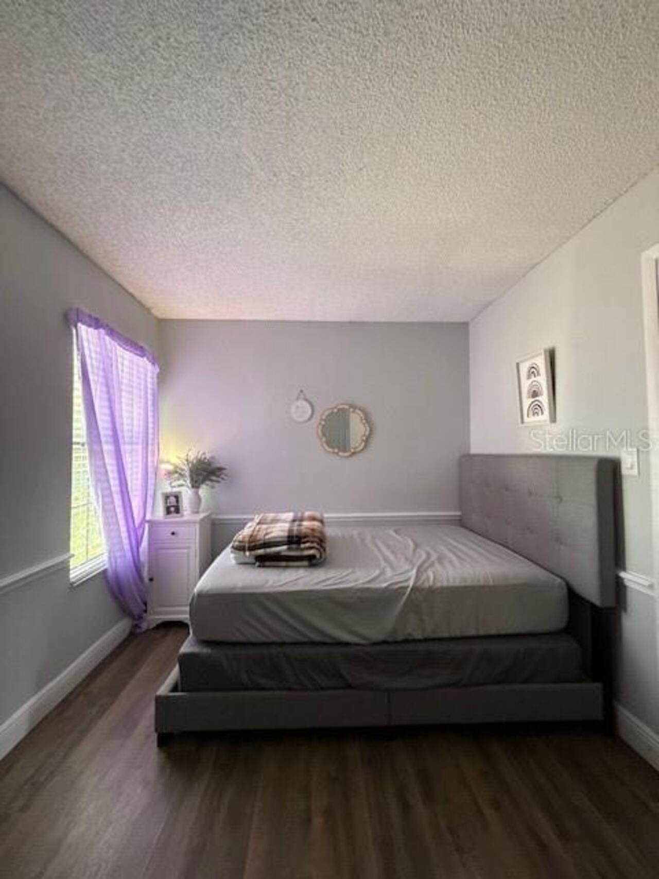 Listing Photo 10