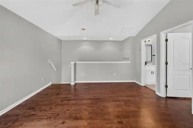 Listing Photo 32